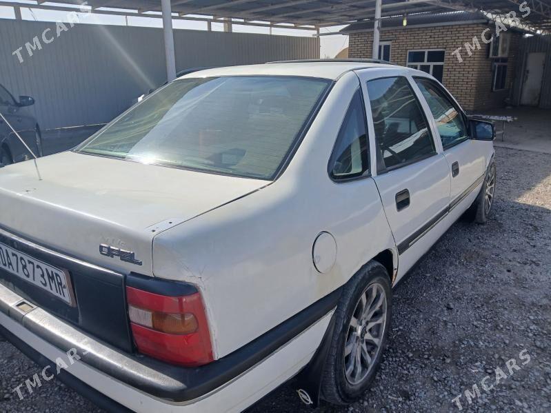 Opel Vectra 1992 - 30 000 TMT - Mary - img 1