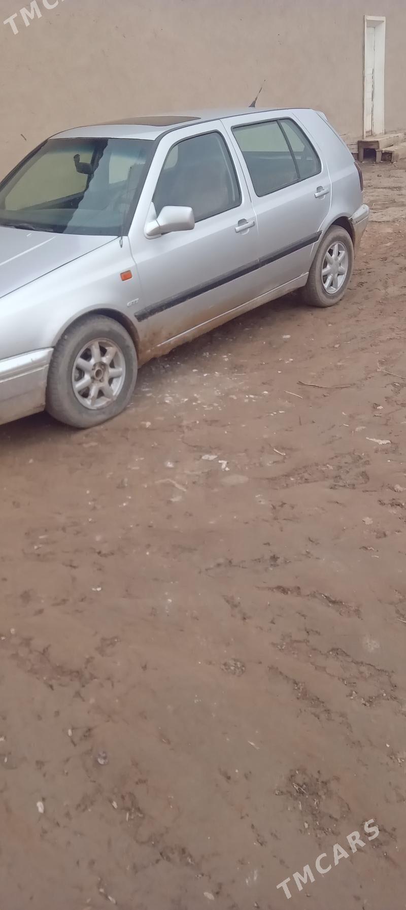 Volkswagen Golf III 1993 - 20 000 TMT - Губадаг - img 1