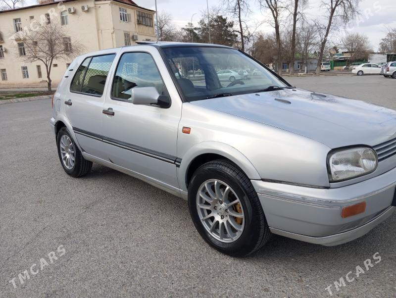 Volkswagen Golf 1994 - 50 000 TMT - Кëши - img 1