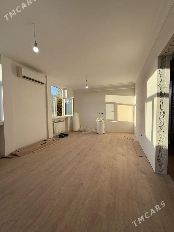 4 ком 2 эт 10 мкр худайбердыев - Ашхабад - img 1