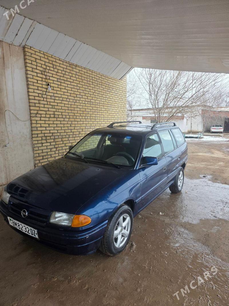 Opel Astra 1991 - 40 000 TMT - Türkmenbaşy etr. - img 1