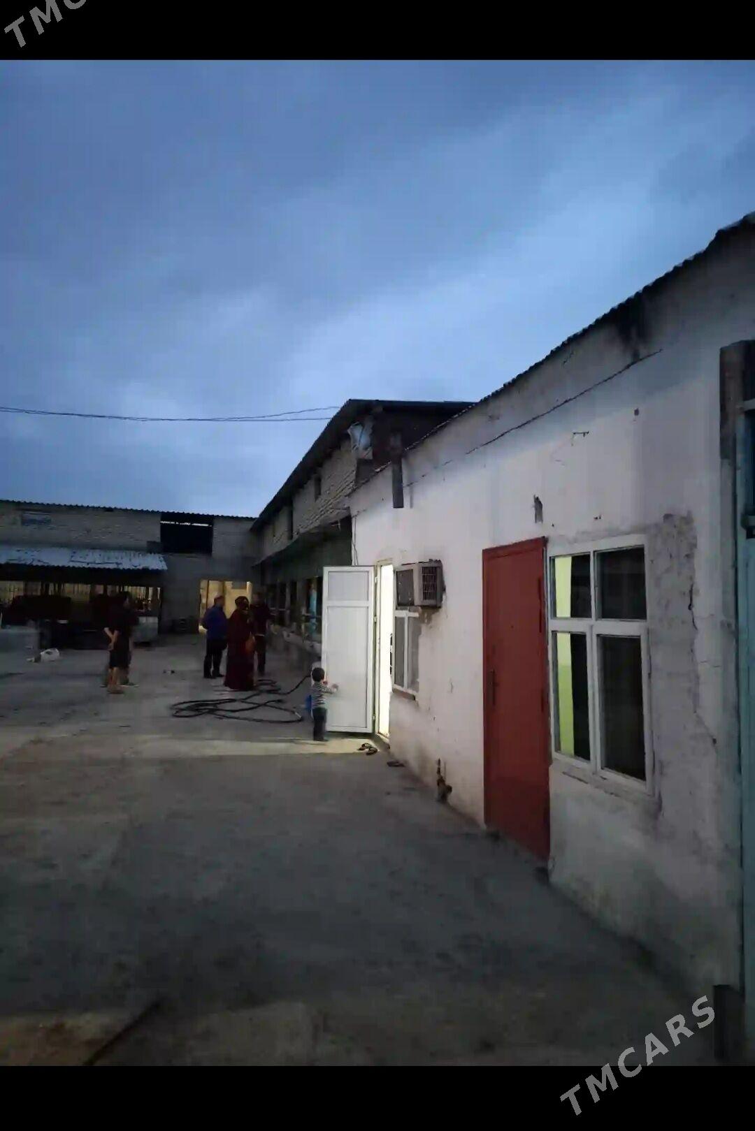 Howly jaỳ Leninde - Гёкдепе - img 1