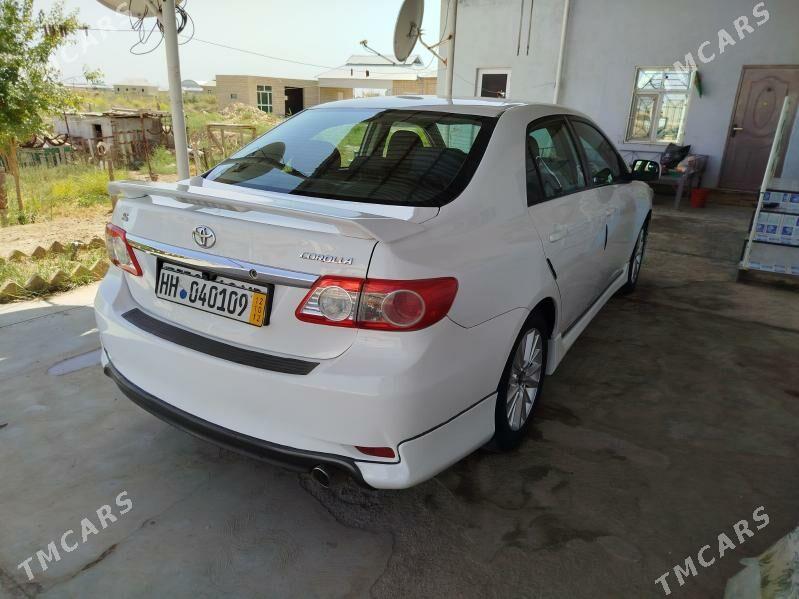Toyota Corolla 2012 - 200 000 TMT - Baýramaly - img 1