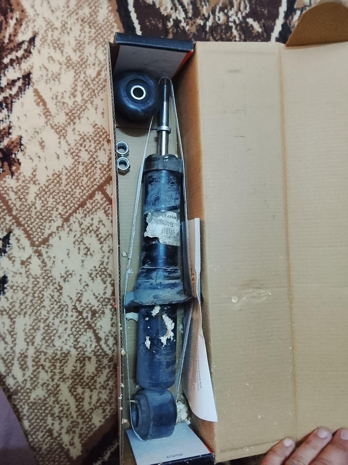 amortizator karolla 2011 200 TMT - 1 mkr - img 1