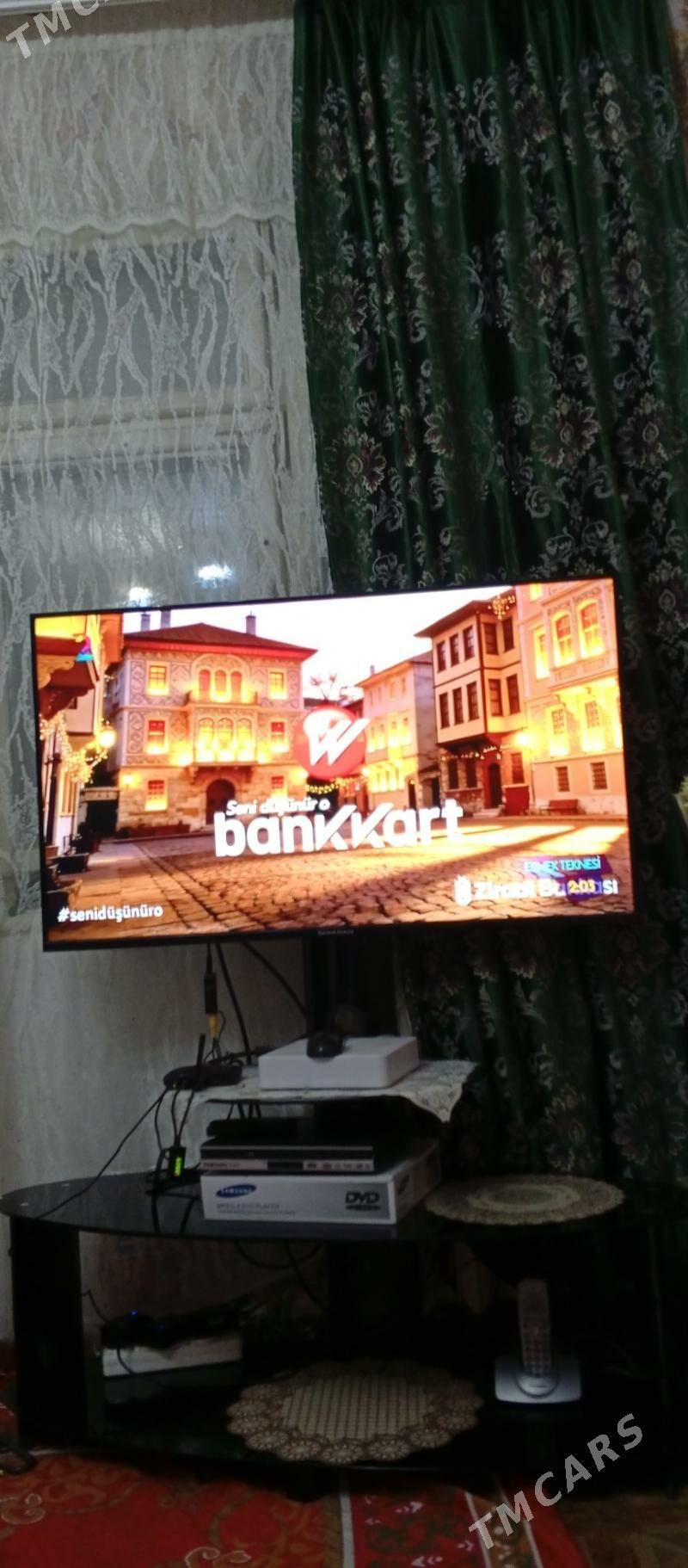 telewizor, DVD,tüner,podstawka - 11 мкр - img 1