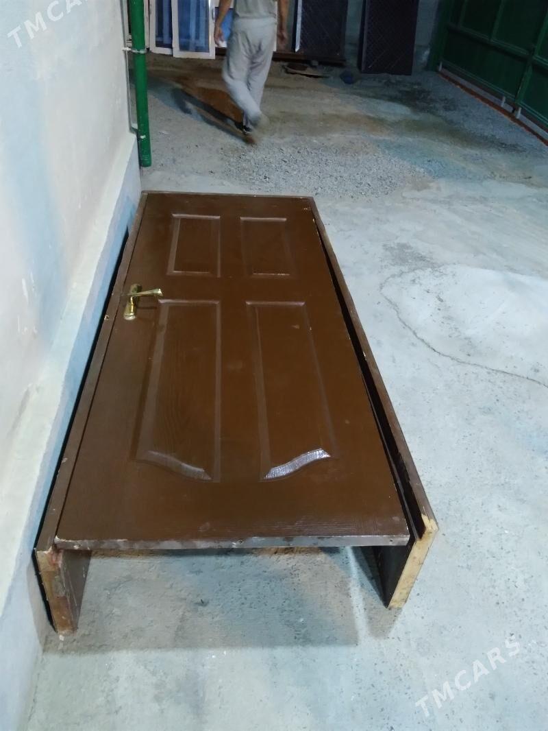 Gapy agaç içki - Büzmeýin GRES - img 1