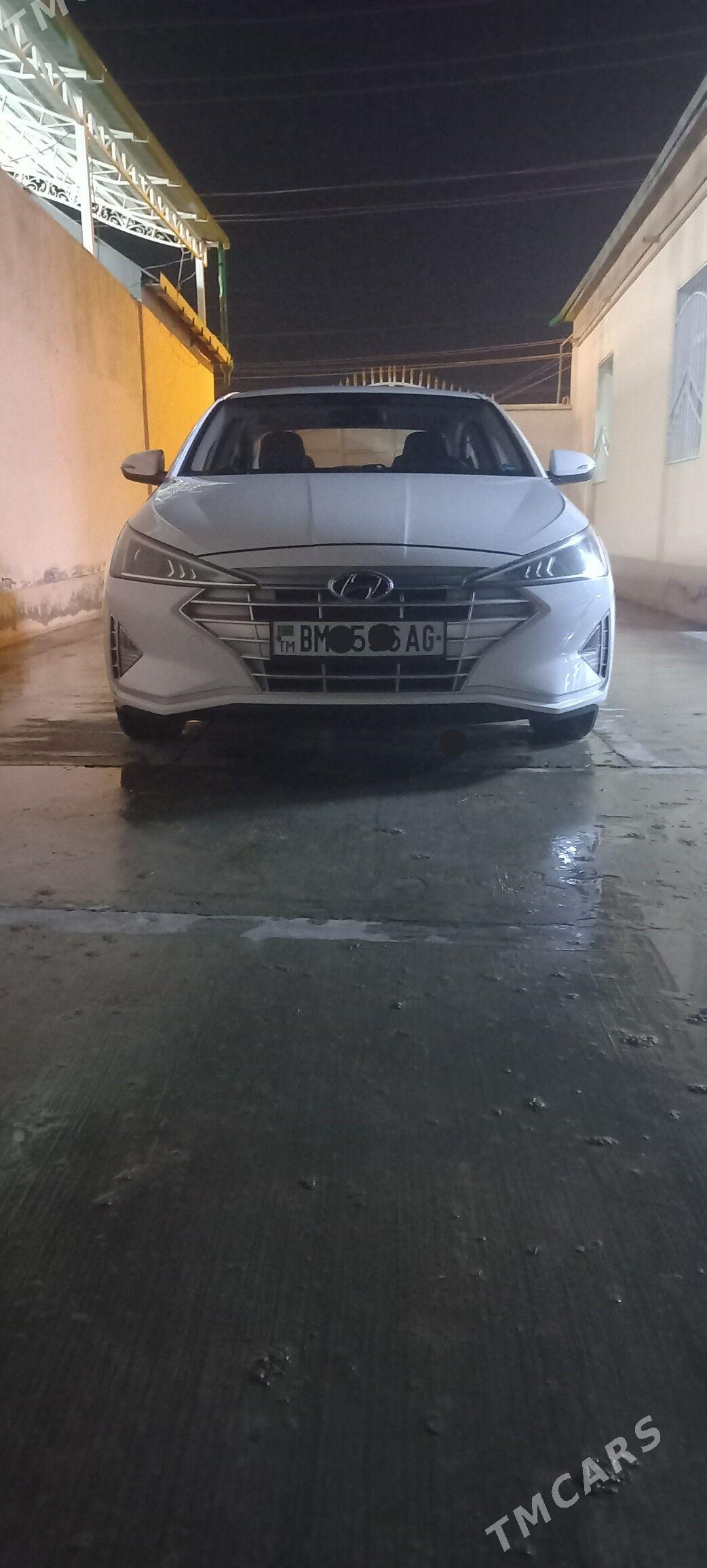 Hyundai Elantra 2019 - 230 000 TMT - Çoganly - img 1