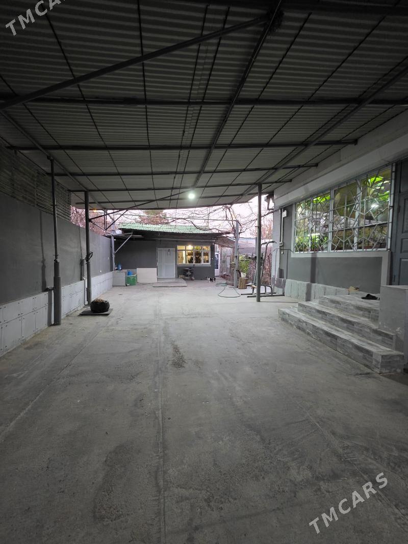 Плановый дом в центре!!! - Ашхабад - img 1