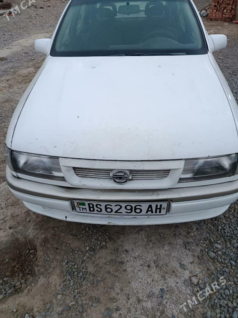 Opel Vectra 1992 - 28 000 TMT - Bäherden - img 1
