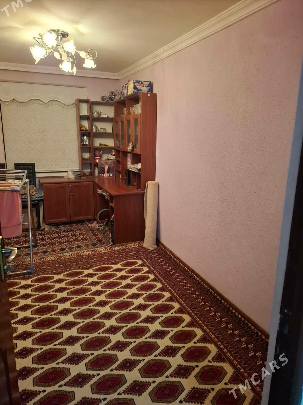 3мкр 2эт 2ком - 3 мкр - img 1