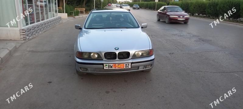BMW 520 1998 - 90 000 TMT - Дашогуз - img 1