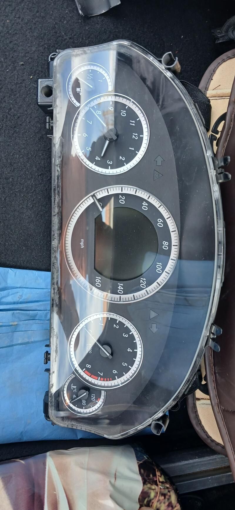 Mersedes 212 pribor 650 TMT - Bedew - img 1