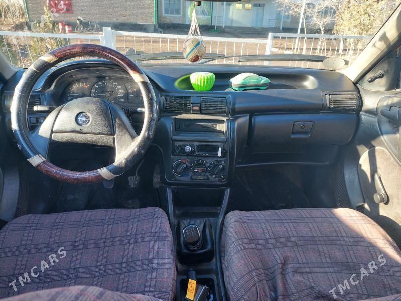 Opel Astra 1991 - 40 000 TMT - Gurbansoltan Eje - img 1