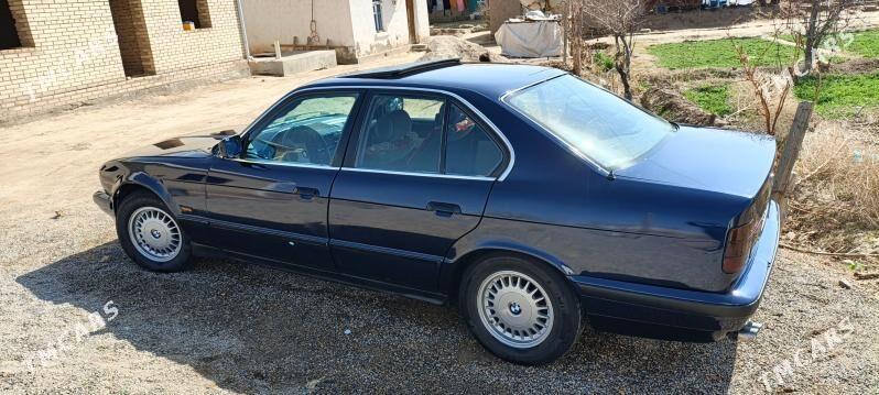BMW 520 1989 - 55 000 TMT - Ýolöten - img 1