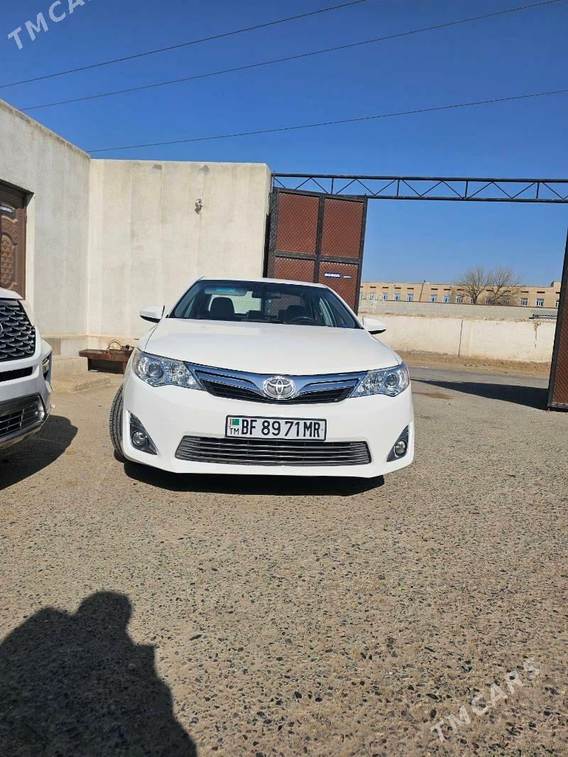 Toyota Camry 2012 - 245 000 TMT - Мары - img 1
