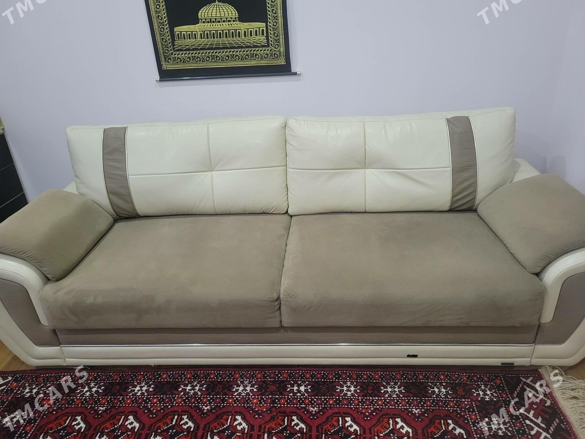 Четвёрка 《BEIIIONA》. - Ашхабад - img 1