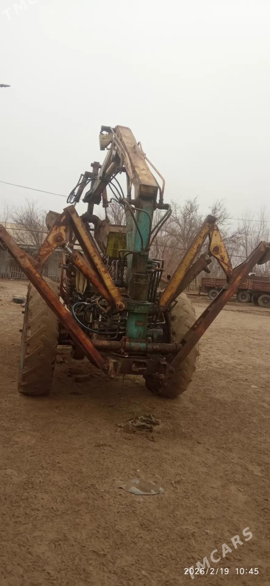 MTZ T-28 1989 - 40 000 TMT - Gurbansoltan Eje - img 1