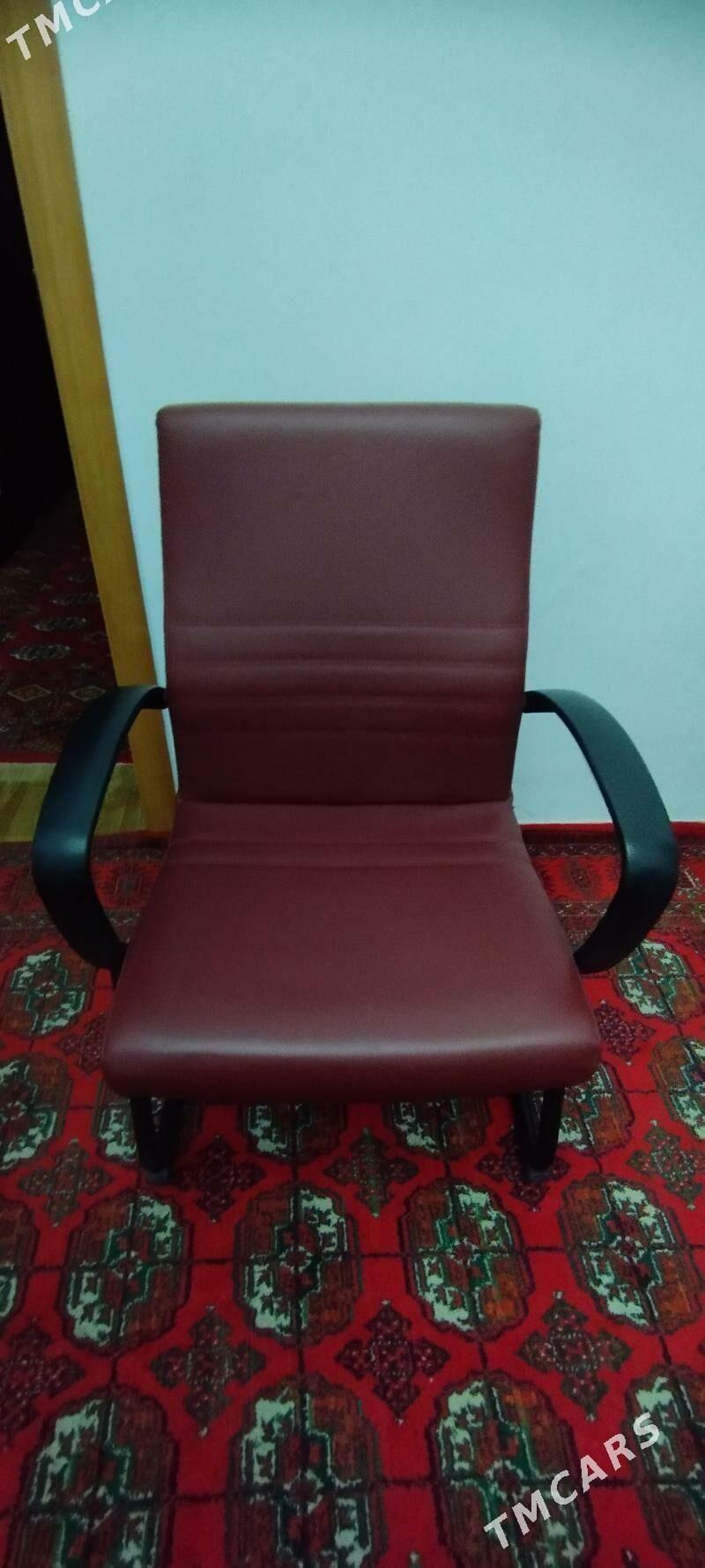 Kreslo - Büzmeýin - img 1