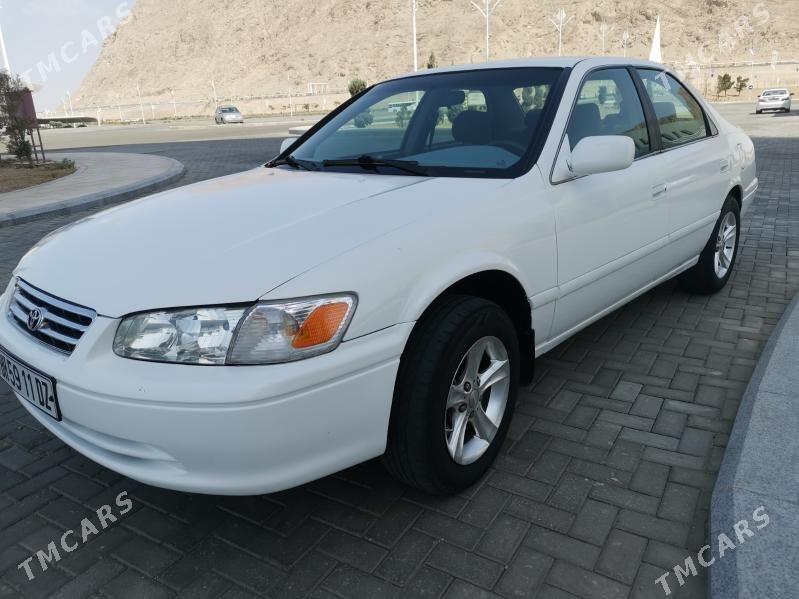 Toyota Camry 2001 - 150 000 TMT - Дашогуз - img 1
