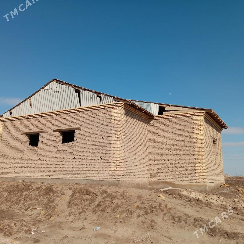 Jan üç kepderde - Акдепе - img 1