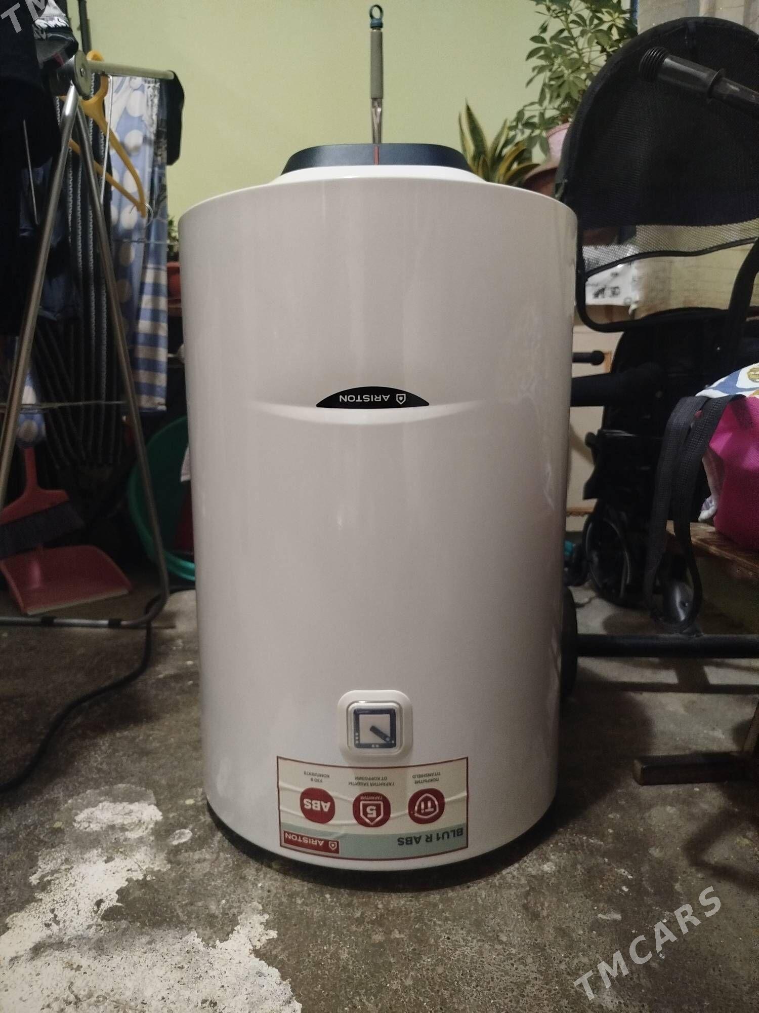 boyler ariston - 11 mkr - img 1