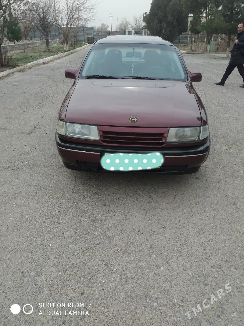 Opel Vectra 1991 - 55 000 TMT - Мары - img 1