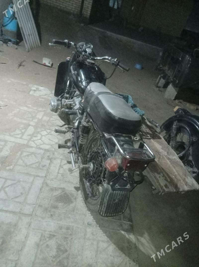 Ural 4320 2003 - 15 000 TMT - Darganata - img 1