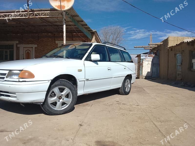 Opel Astra 1996 - 35 000 TMT - Bäherden - img 1