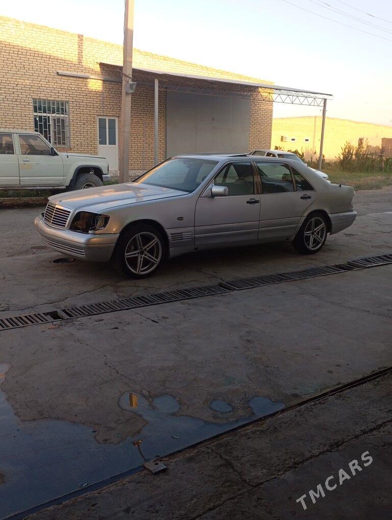 Mercedes-Benz 600SEL 1995 - 70 000 TMT - Чарджоу - img 1