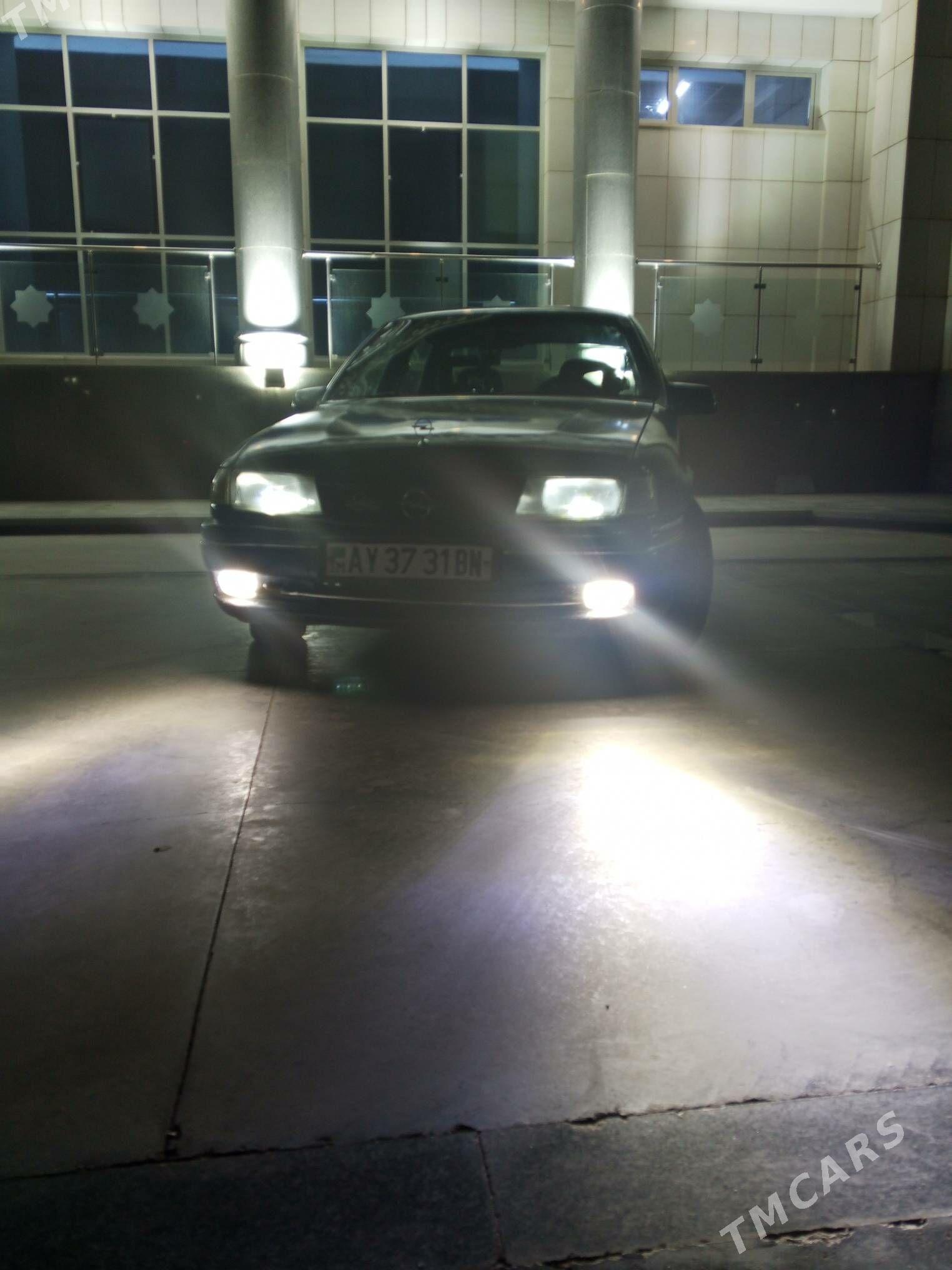 Opel Vectra 1992 - 40 000 TMT - Берекет - img 1