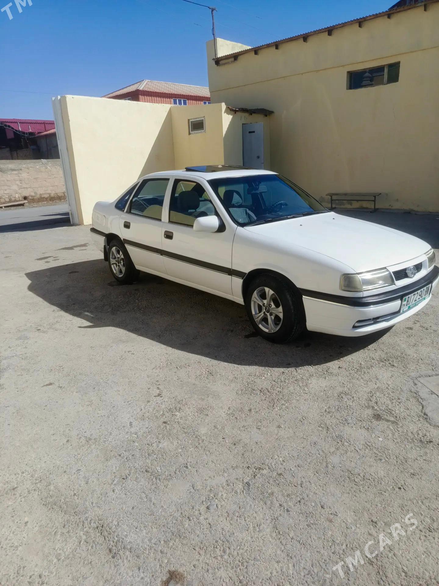 Opel Vectra 1992 - 55 000 TMT - Гызыларбат - img 1