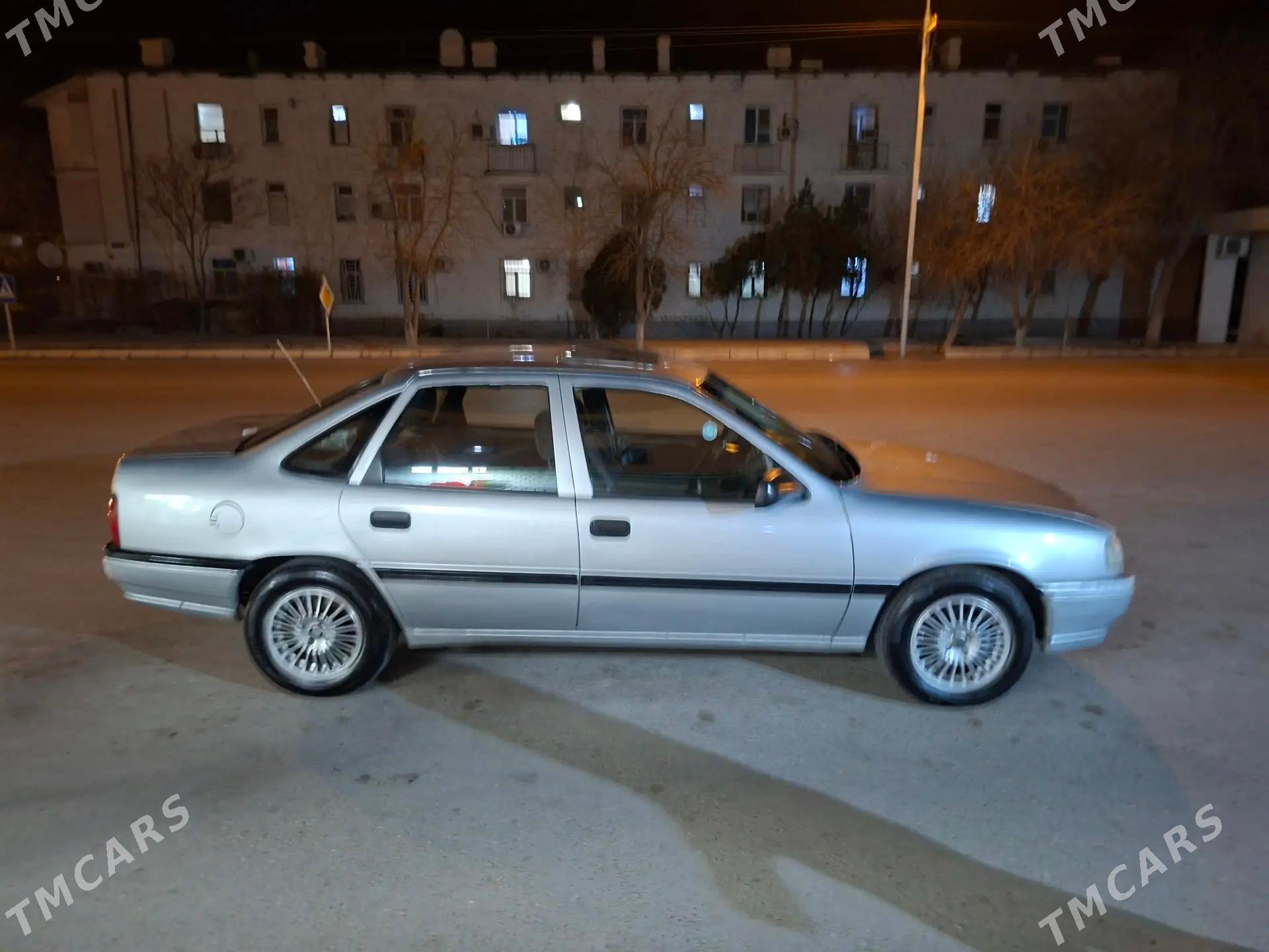 Opel Vectra 1989 - 32 000 TMT - Balkanabat - img 1