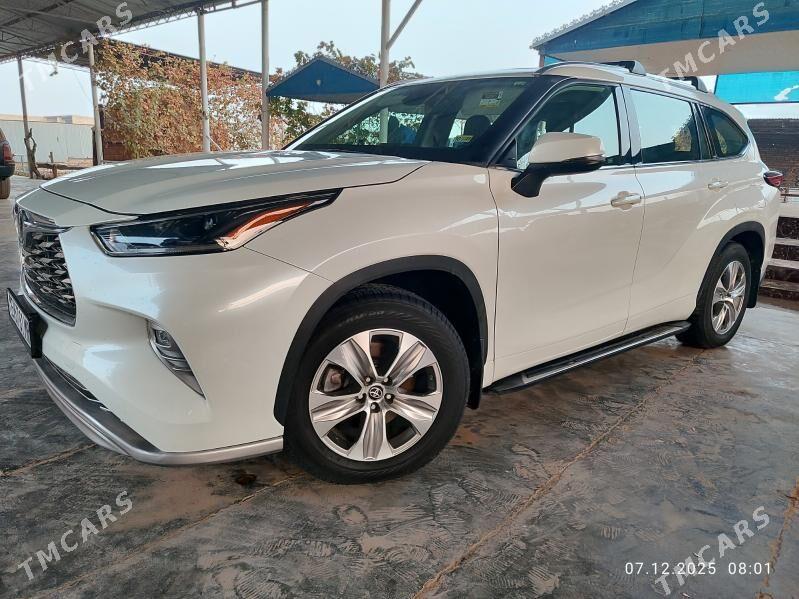 Toyota Highlander 2021 - 590 000 TMT - Байрамали - img 1