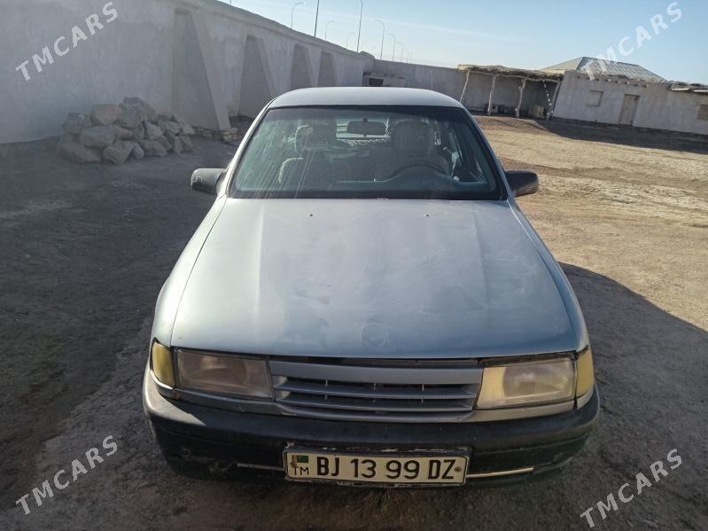 Opel Vectra 1990 - 28 000 TMT - Boldumsaz - img 1