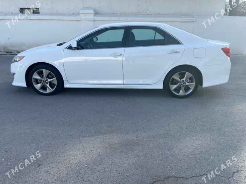 Toyota Camry 2012 - 250 000 TMT - 1 мкр - img 1