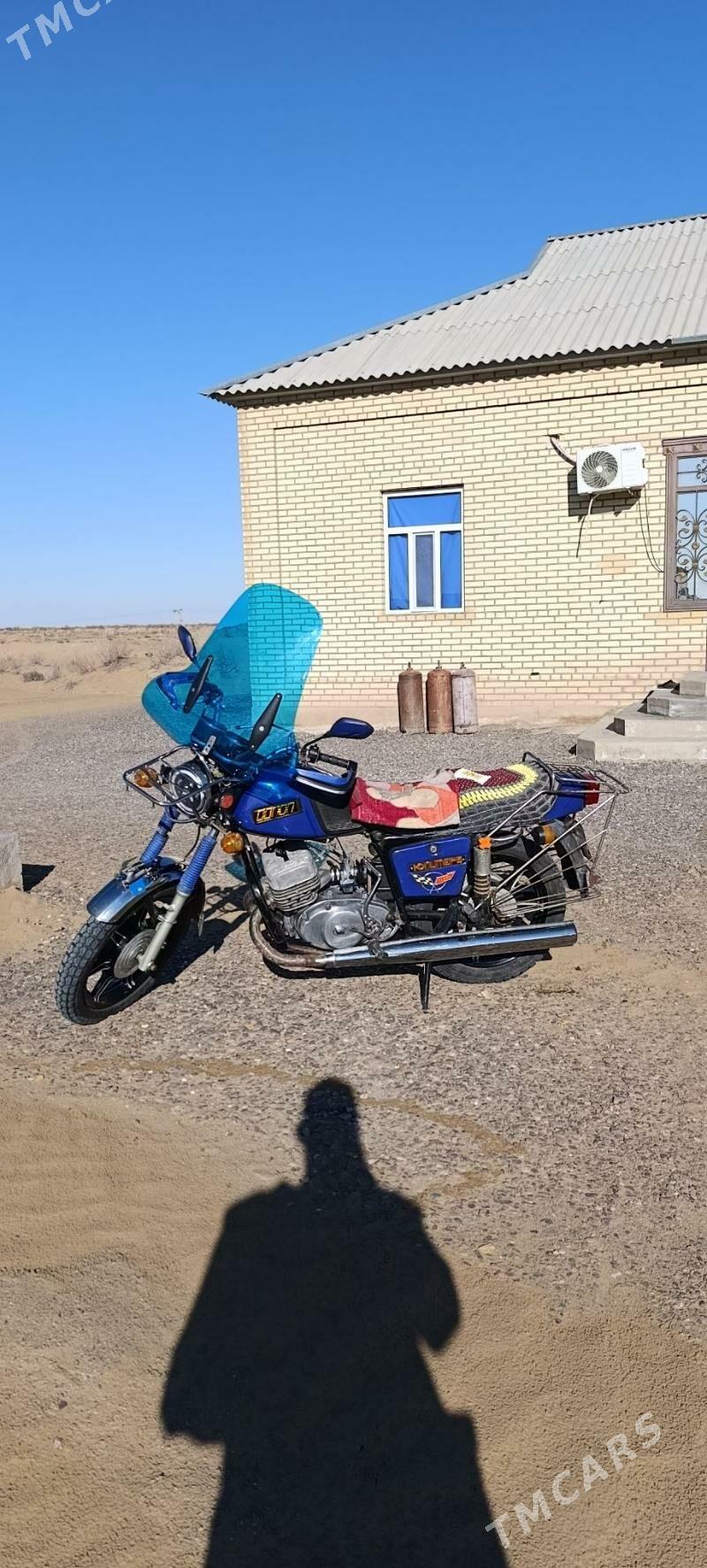 Iž Ýupiter 1991 - 16 500 TMT - Сакарчага - img 1