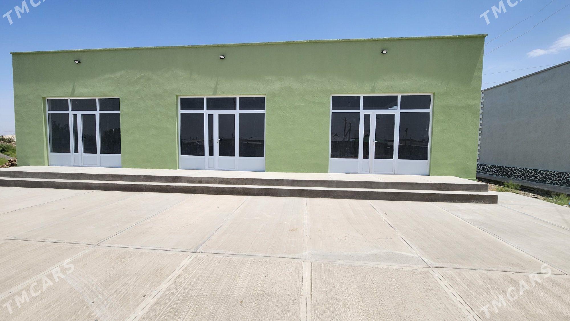 Arenda hem Satlyk Magazyn - Кака - img 1