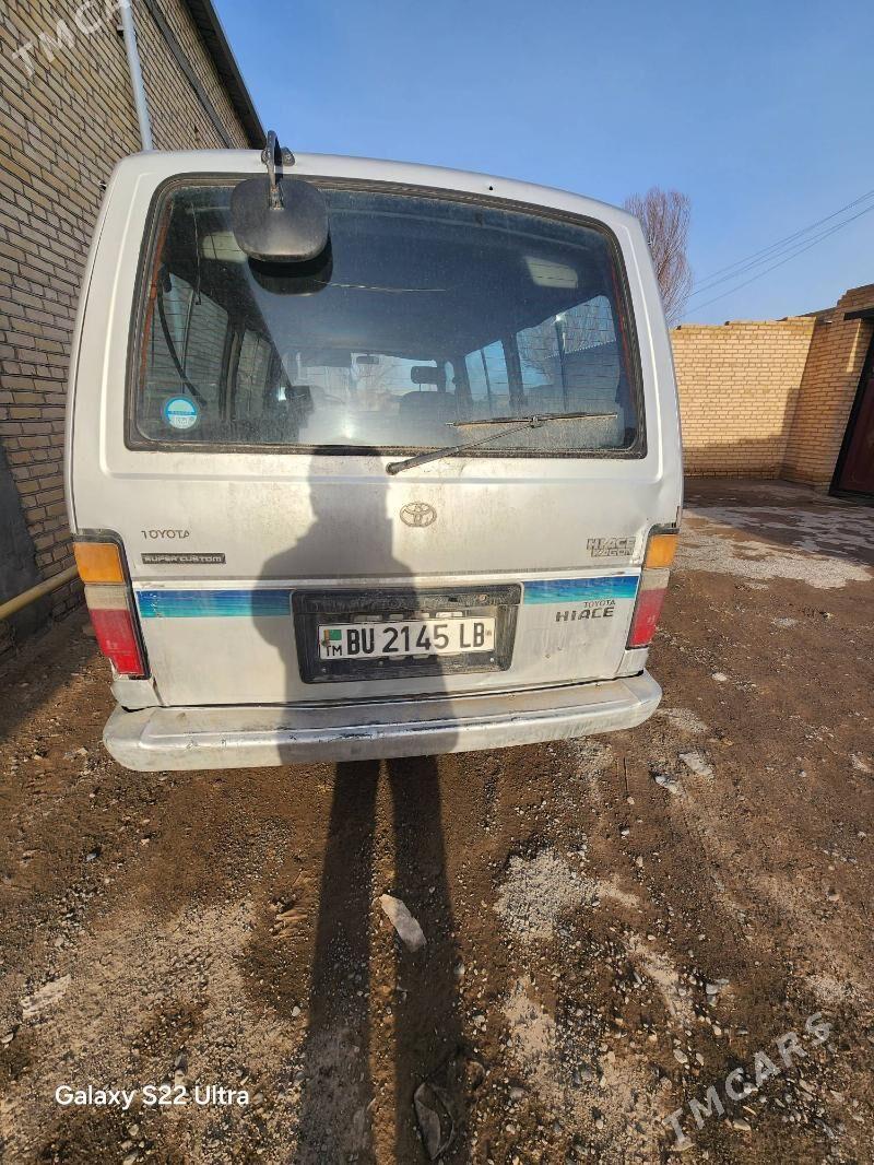 Toyota Hiace 1989 - 40 000 TMT - Kerki - img 1