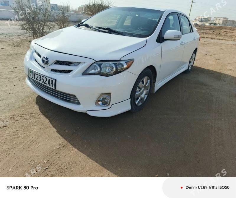 Toyota Corolla 2011 - 170 000 TMT - Теджен - img 1