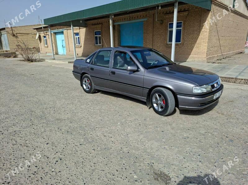 Opel Vectra 1992 - 55 000 TMT - Чарджоу - img 1