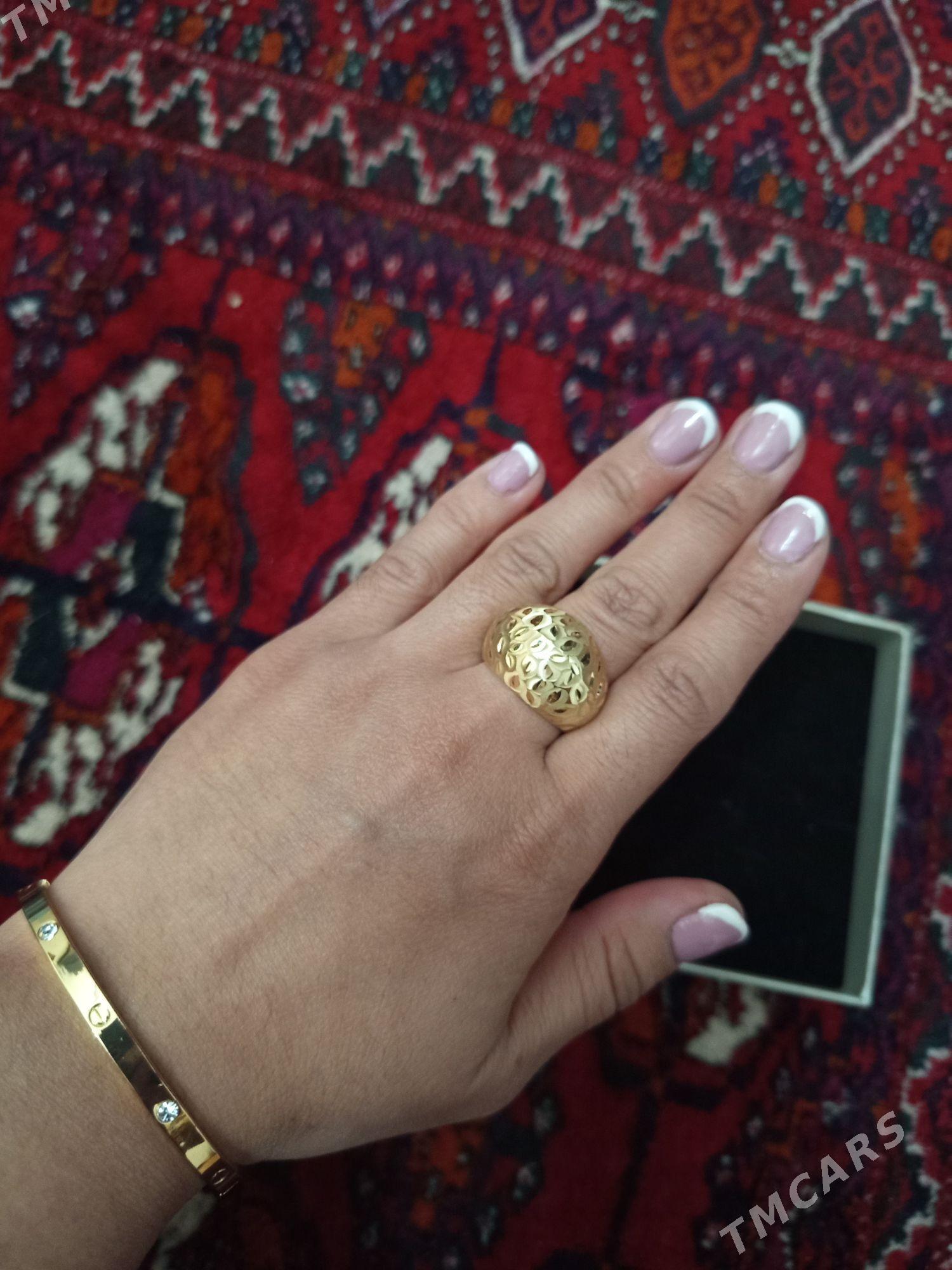 gyzyl yuzuk - Podwoýski köç. (Bitarap Türkmenistan şaýoly) - img 1