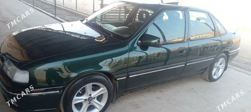 Opel Vectra 1994 - 55 000 TMT - Чарджоу - img 1