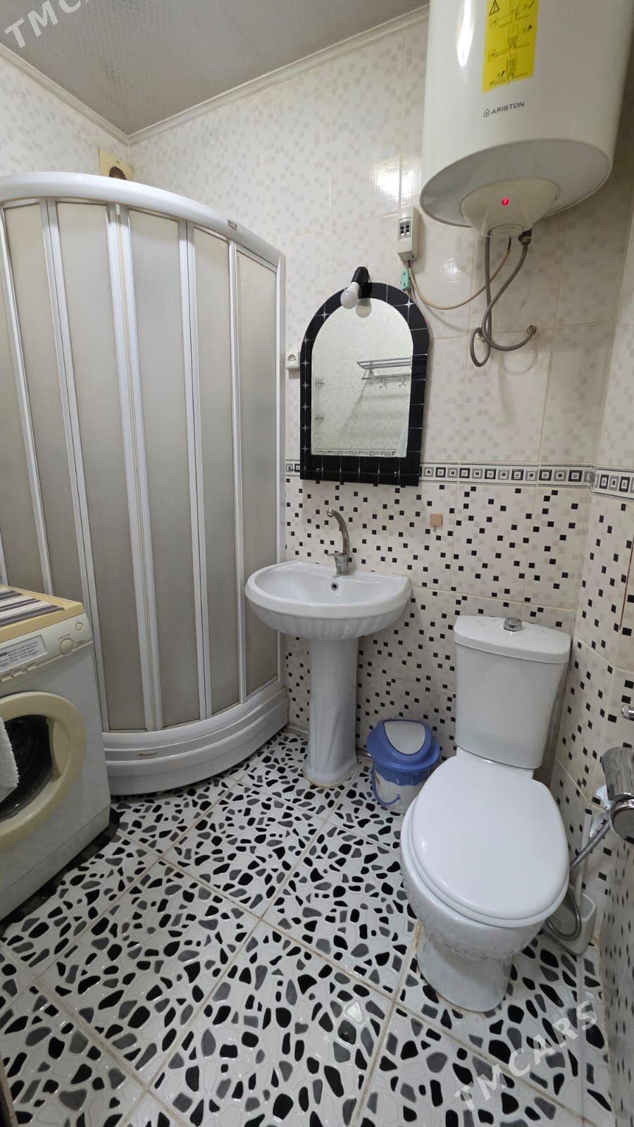 Satlyk jay eýesinden - Бузмеин - img 1