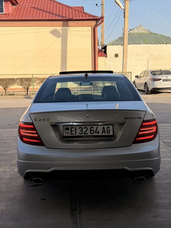 Mercedes-Benz C250 2011 - 245 000 TMT - Aşgabat - img 1