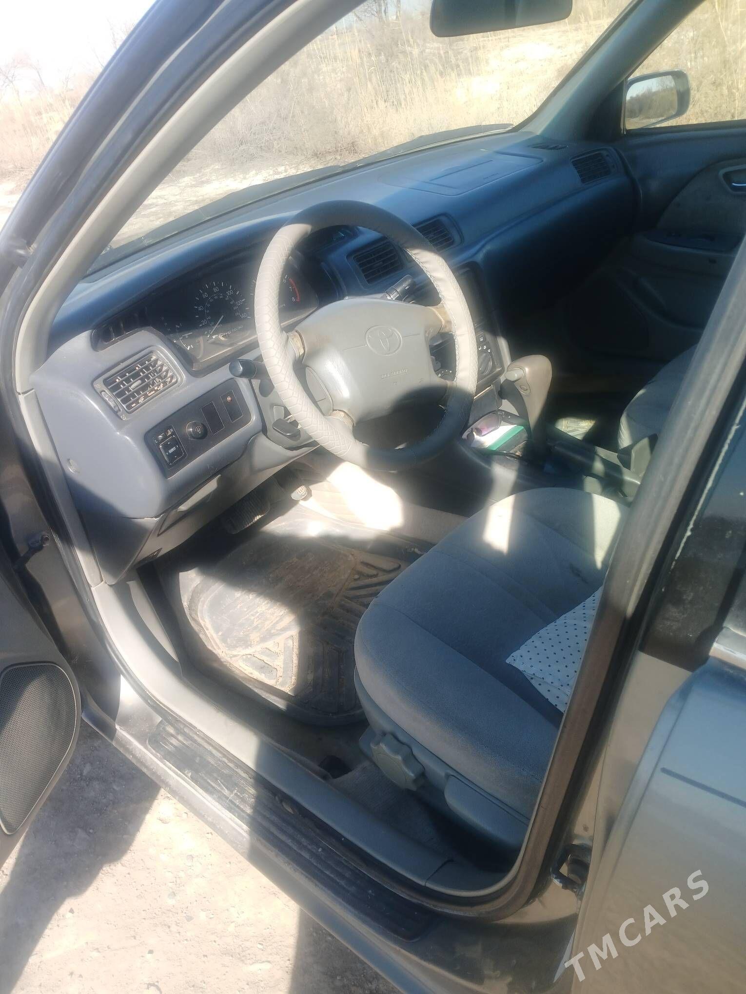 Toyota Camry 1997 - 130 000 TMT - Кёнеургенч - img 1