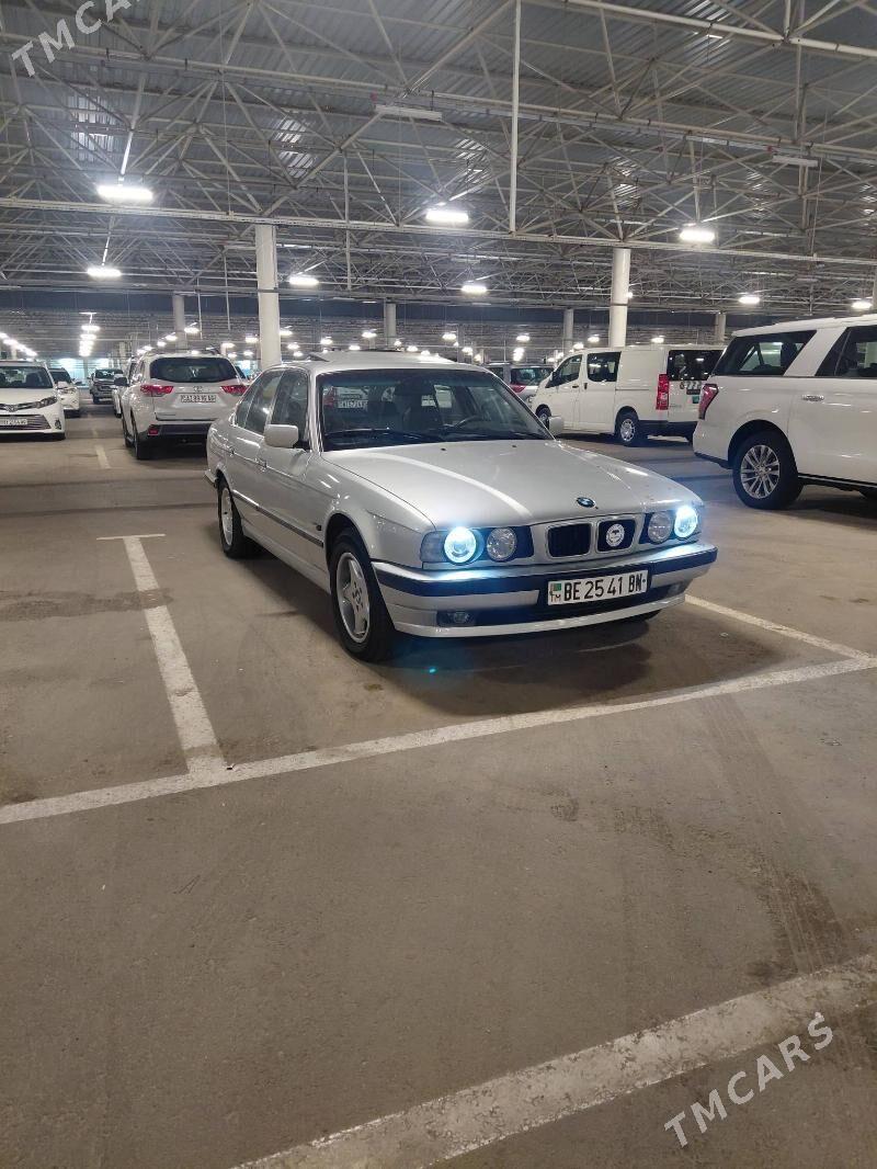 BMW 528 1995 - 100 000 TMT - Эсенгулы - img 1