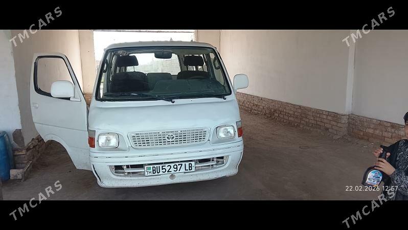 Toyota Hiace 2004 - 30 000 TMT - Керки - img 1
