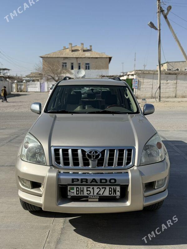 Toyota Land Cruiser Prado 2005 - 370 000 TMT - Балканабат - img 1