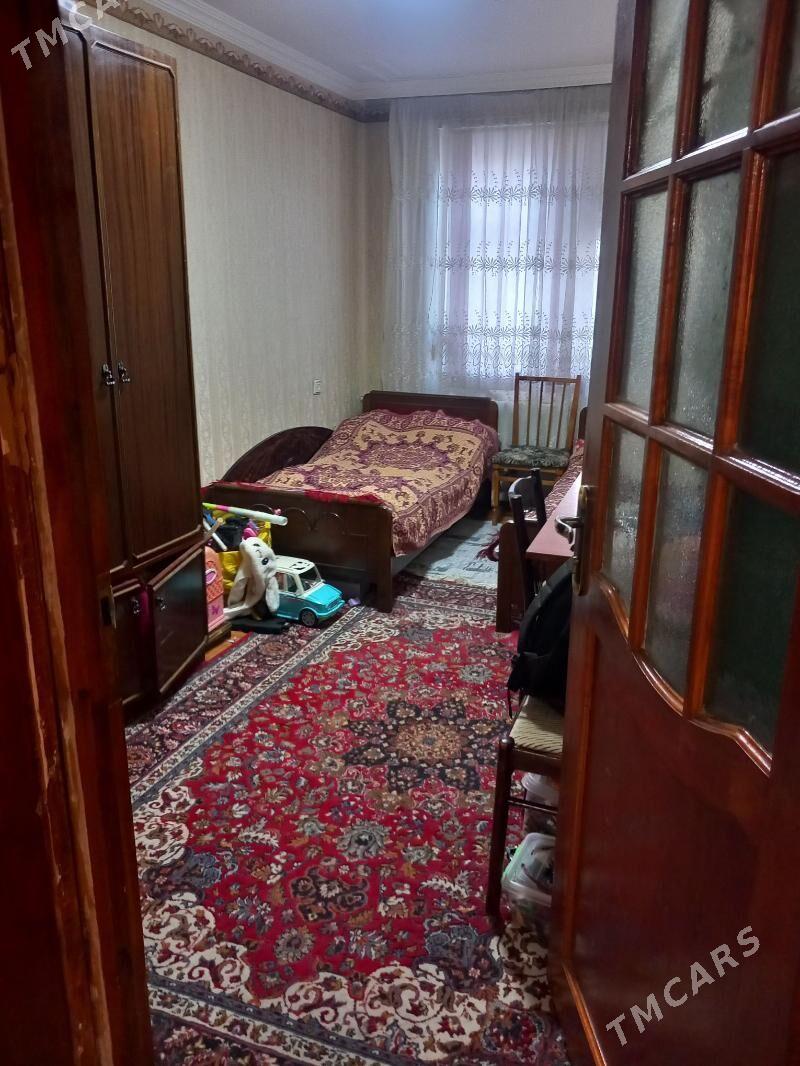 11mik 3 kom - 11 mkr - img 1