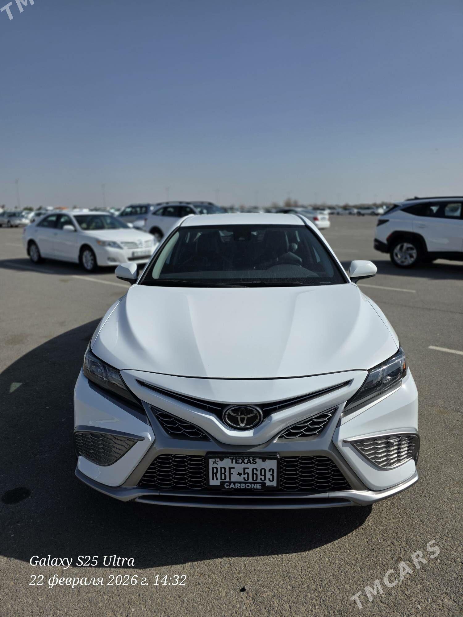 Toyota Camry 2021 - 365 000 TMT - Aşgabat - img 1